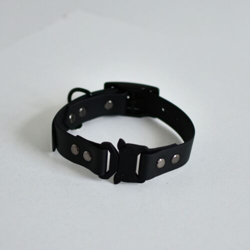 all-black-nyakorv-min Safelock Nyakörv - Mono